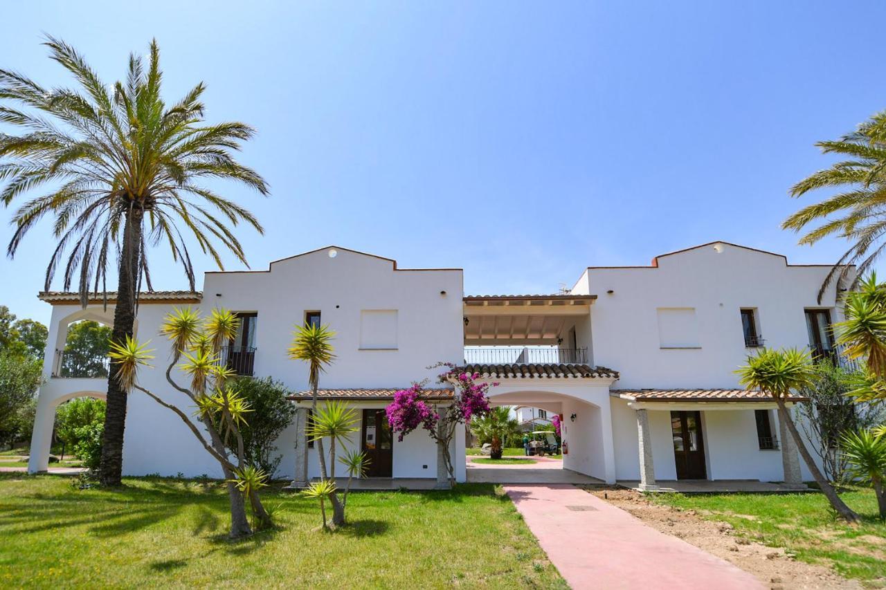 Marina Torre Navarrese Resort 圣玛丽亚纳瓦雷 外观 照片